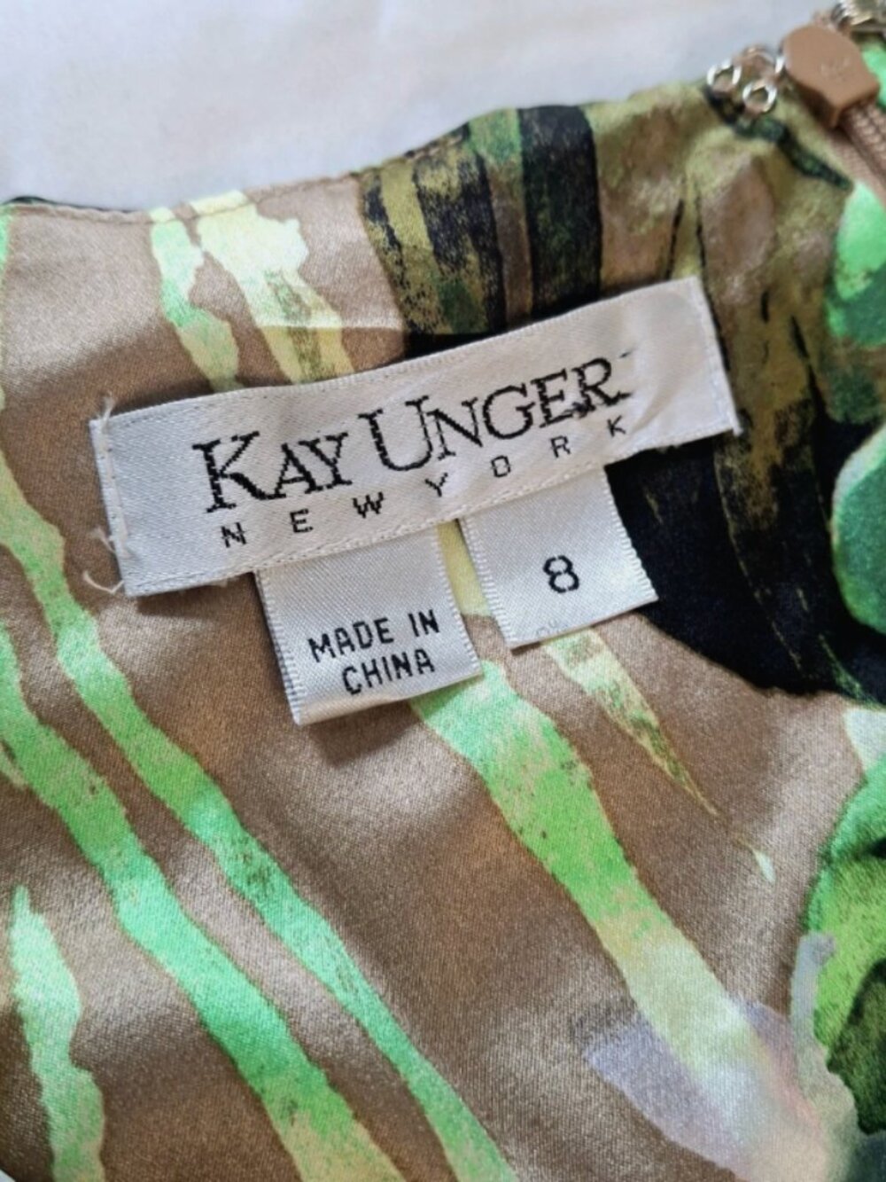 Kay Unger Silk Floral Ruched Sheath Dress Elegant Occasion 8 - Picture 9 of 10